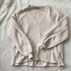 Urban Outfitters Lillu V neck Pullover